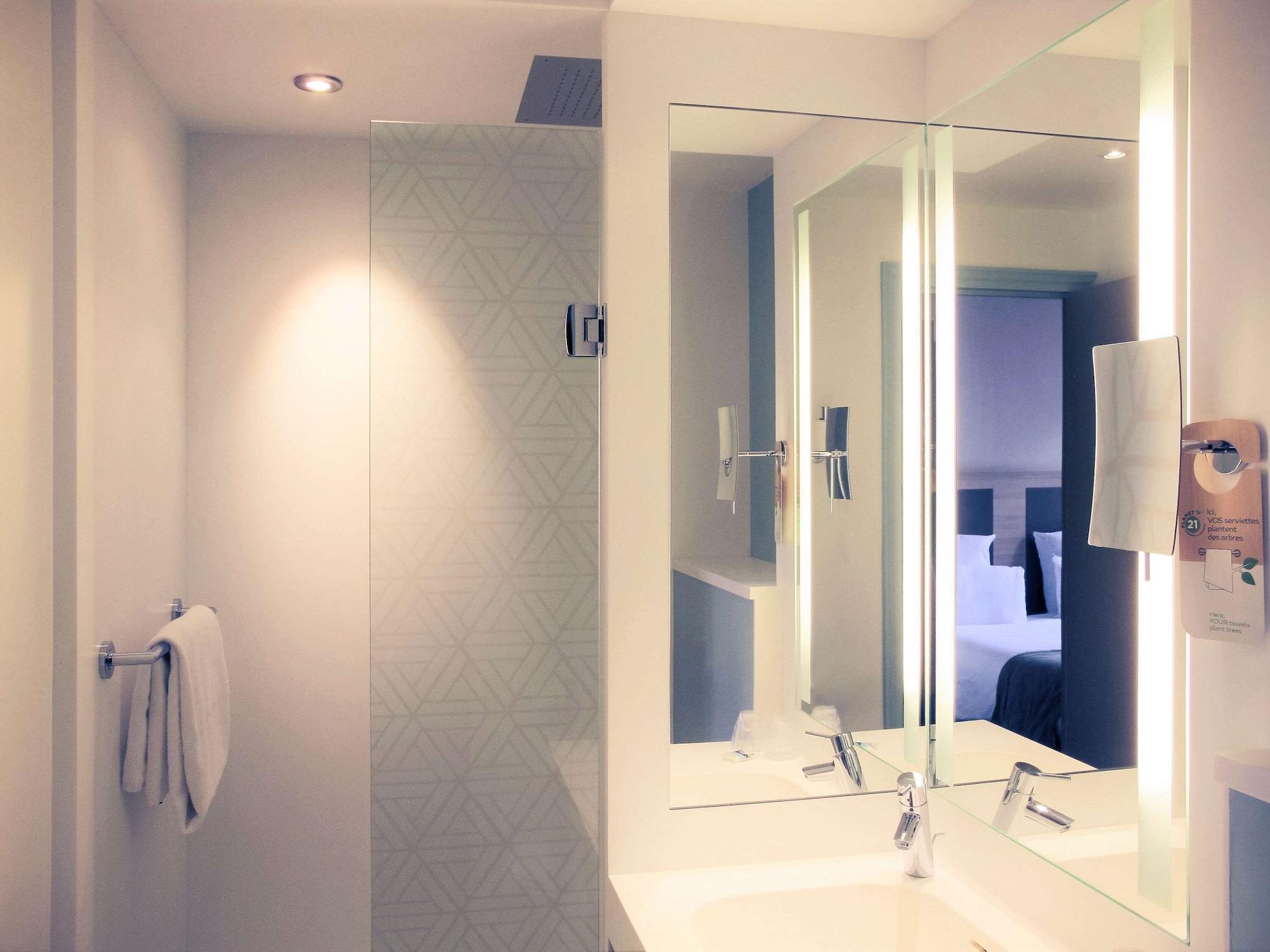 Mercure Lyon Centre Brotteaux Екстер'єр фото